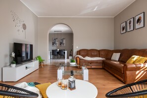 TV, table football