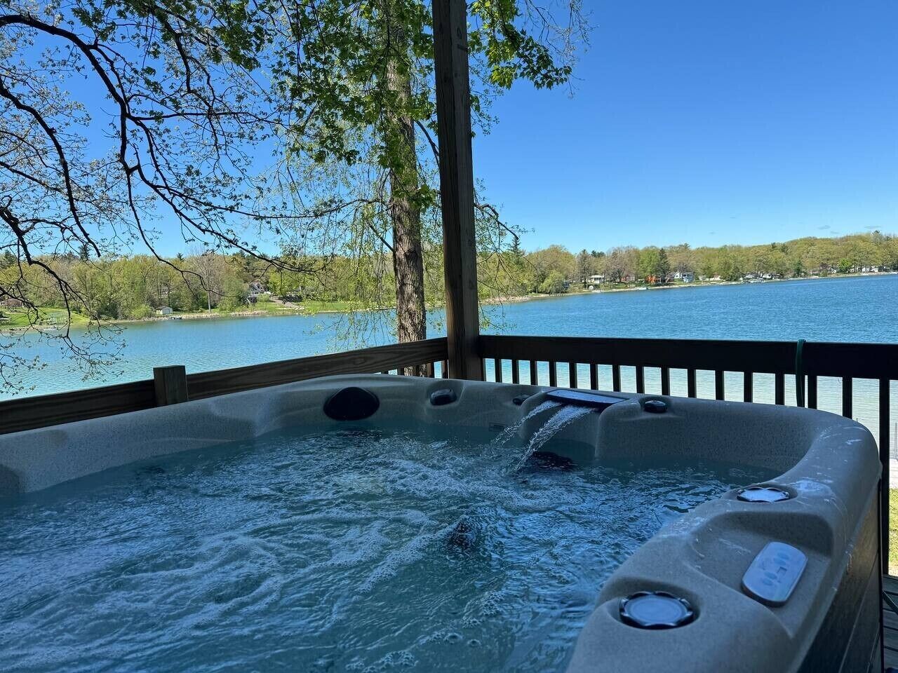 Bain à remous extérieur