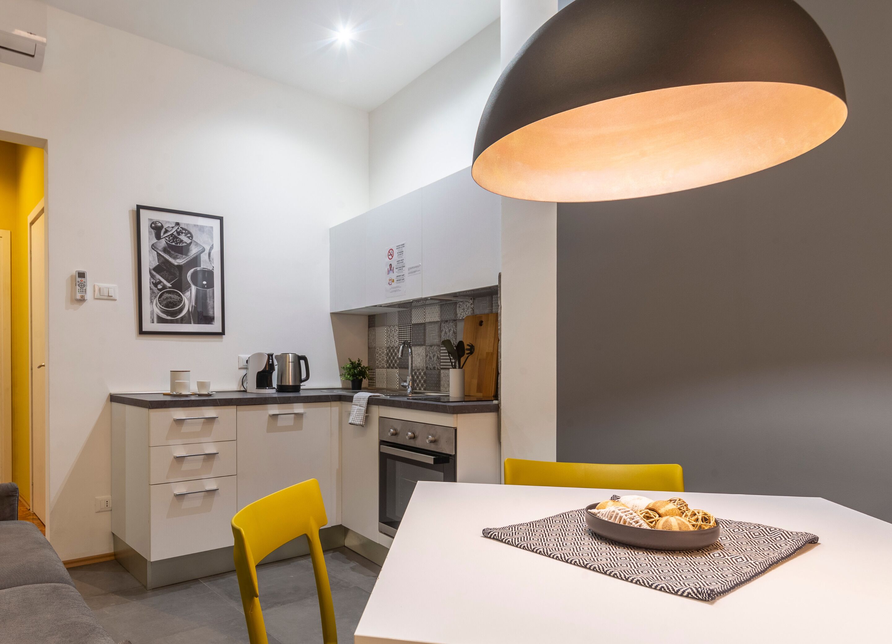 舒適客房 | 房內用餐區