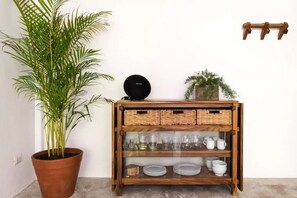 In-room safe, laptop workspace, free WiFi, bed sheets - Casa de Piedra Tulum (Tulum)