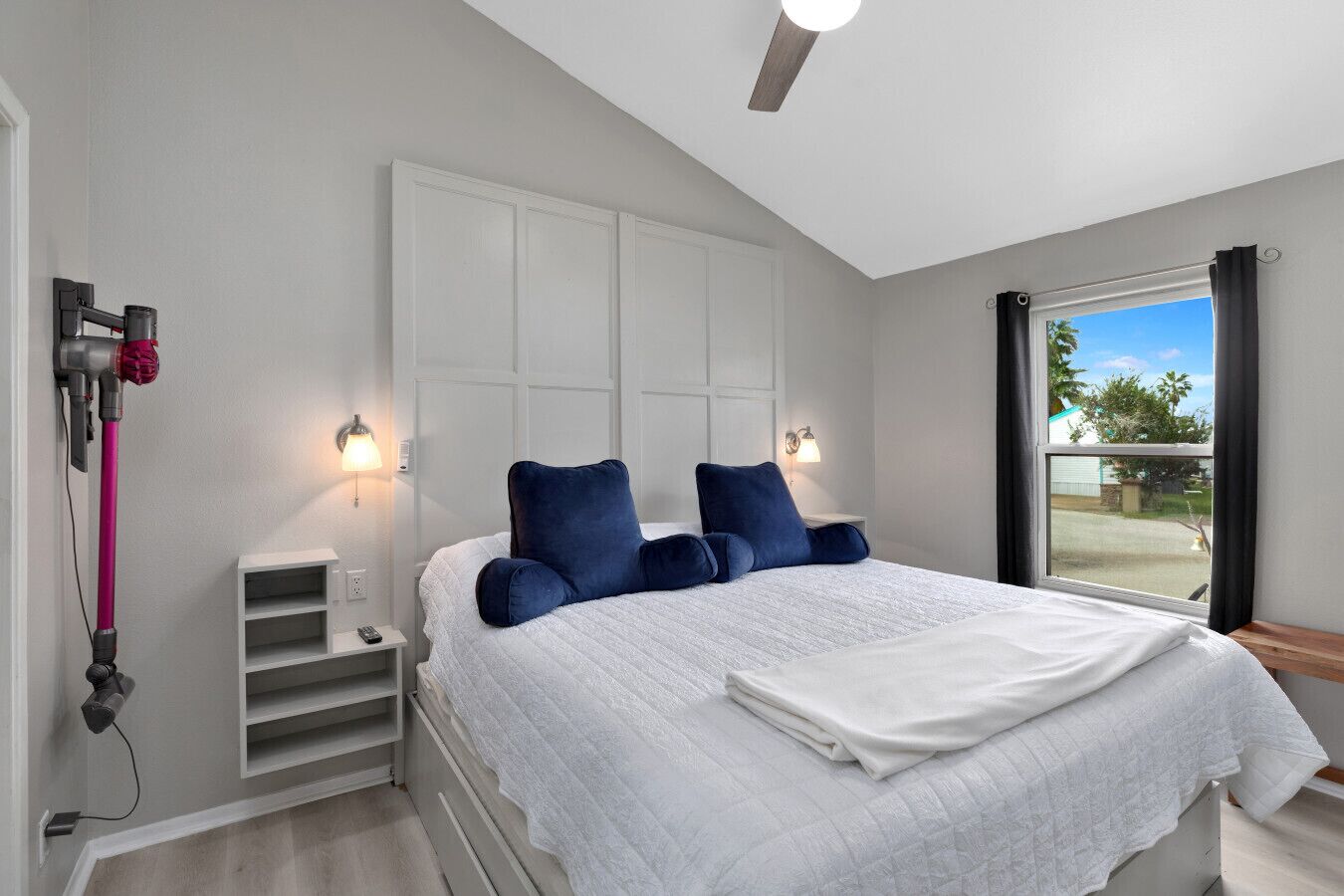 3 quartos, escrivaninha, Wi-Fi de cortesia, roupa de cama