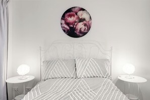 4 Schlafzimmer, Reisekinderbett, WLAN, Bettwäsche