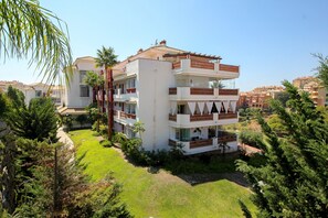 Exterior - Amazing place with large terrace and BBQ (Mijas Costa)