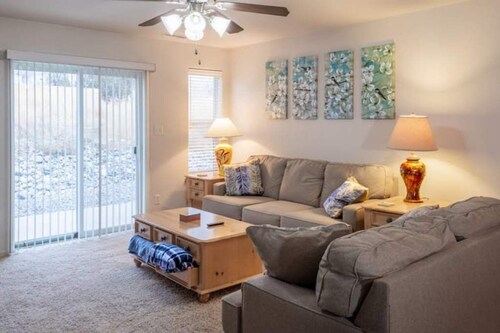 Thunder Mountain Vista-Captivating and Memorable