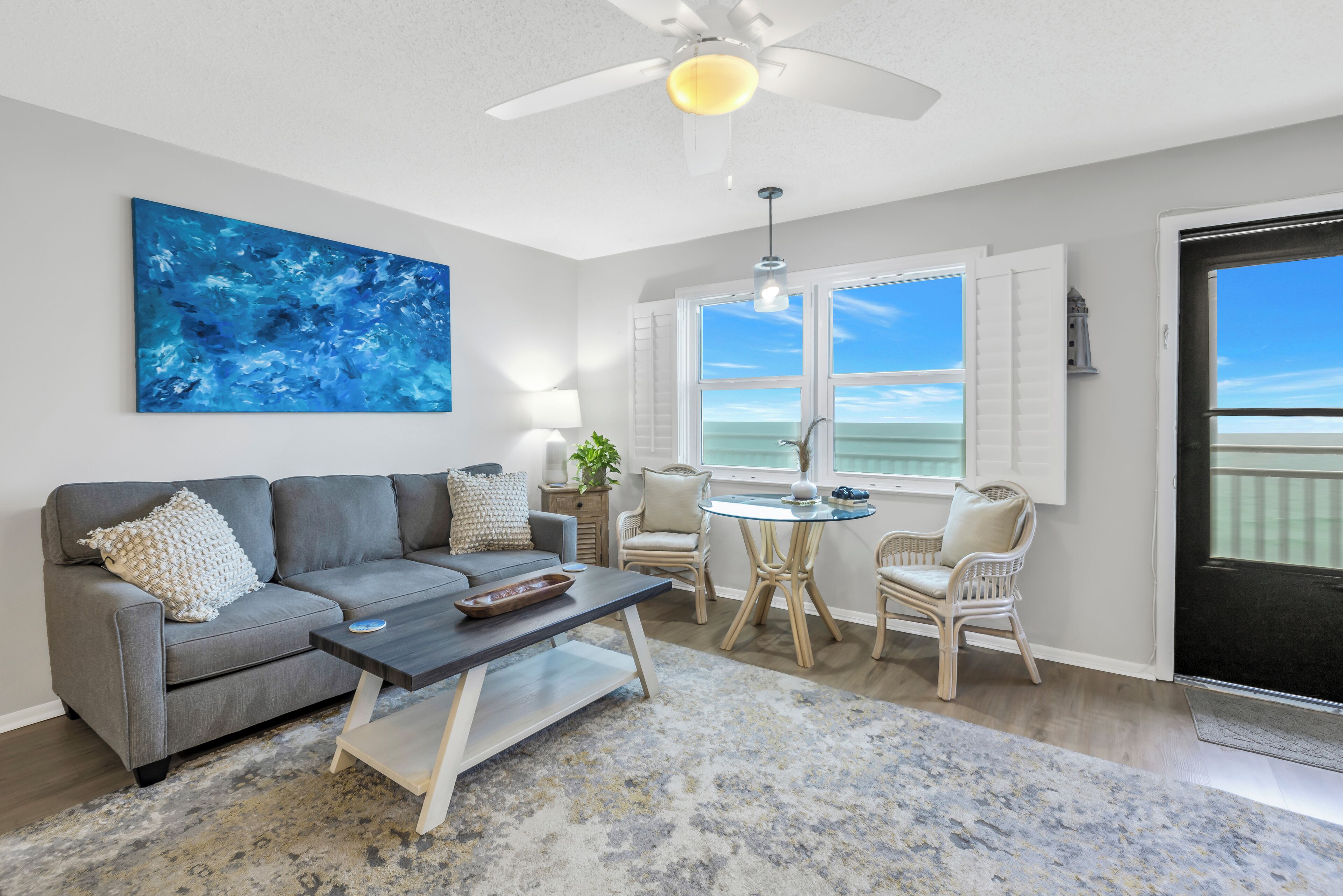 Beachfront Condo Directly on Sunset Beach Treasure Island. 