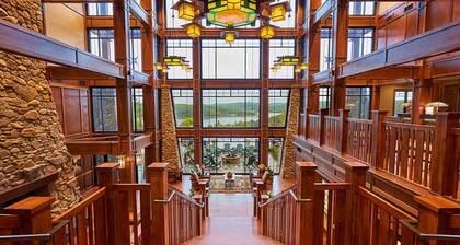 Lovely 2-bedroom villa on beautiful Table Rock Lake at The Cliffs at Long Creek