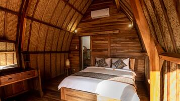 2 bedrooms, desk, free WiFi