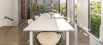 Sunshine Hideaway, Sandy Point