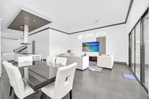 Interior - Exceptional Villa With TrackMan Golf Simulator and Golf Views (Kissimmee)