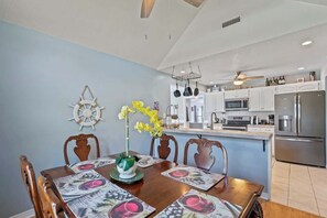 Dining - 3BR Navarre Home Near Beach With Private Yard and Family Setup (Navarre)