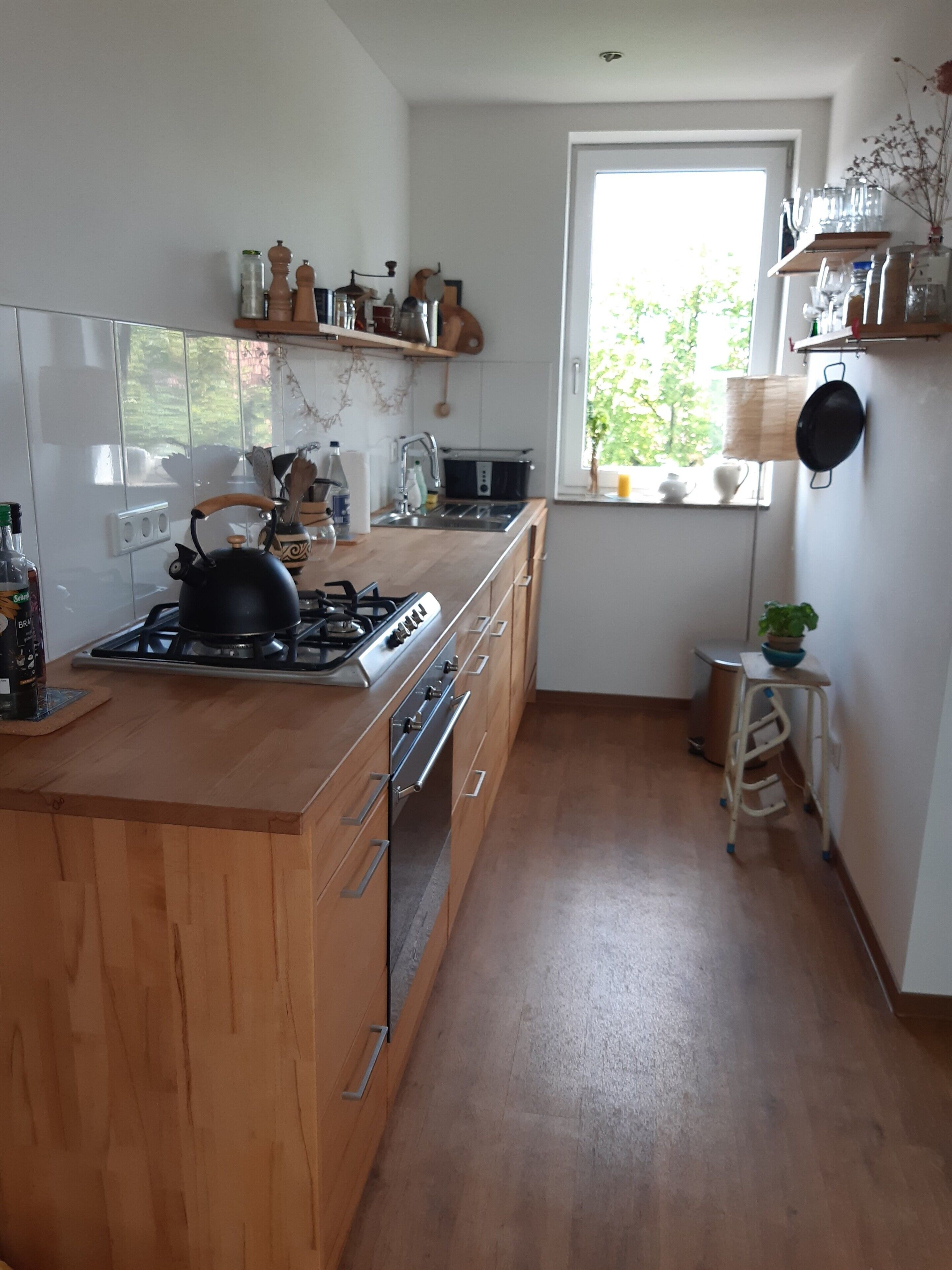 Kühlschrank, Ofen, Herdplatte, Geschirrspüler