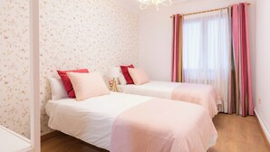 Room - Apartamento junto al Ayuntamiento - by wehomes (Santander)