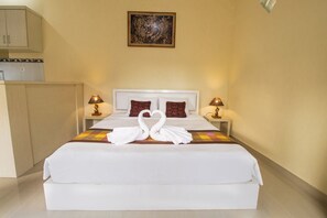 Deluxe Villa, 4 Bedrooms | 4 bedrooms, desk, free WiFi - Win House Ubud by Supala (Ubud)