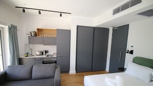 Unclassified image, 2 of 14, button - Studio Apartment With Balcony (Cape Town)