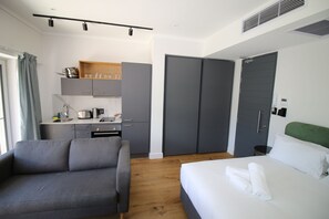 Studio, 1 Bedroom, City View | 1 bedroom - Studio Apartment With Balcony (Cape Town)