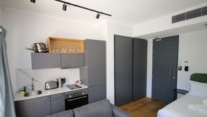 Unclassified image, 5 of 14, button - Studio Apartment With Balcony (Cape Town)