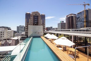 Studio, 1 kamar tidur, pemandangan kota | Kolam renang | Kolam renang outdoor