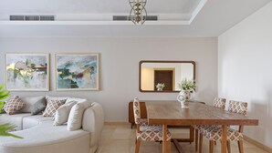 House - Vesta - Luxury Apt - 2Br - Cfc Xxiv (New Cairo)