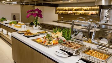 Bao gồm bữa sáng buffet hàng ngày