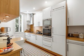 Dishwasher - Le Bourgeois avec balcon, idéalement situé (Cannes)