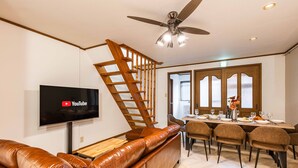 Nhà Deluxe | 2 phòng ngủ, truy cập Internet không dây miễn phí 