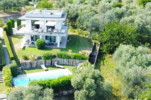 Familielejlighed - flere soveværelser (Casa Bougainville Shared Pool &) | Udendørsområde