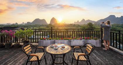 Guilin Village Creek Inn