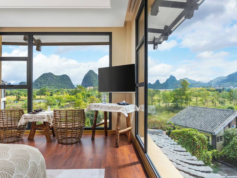 Panoramic Double Room | Blackout drapes, iron/ironing board, free WiFi, bed sheets