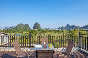 Terrace/patio - Guilin Village Creek Inn (Guilin)