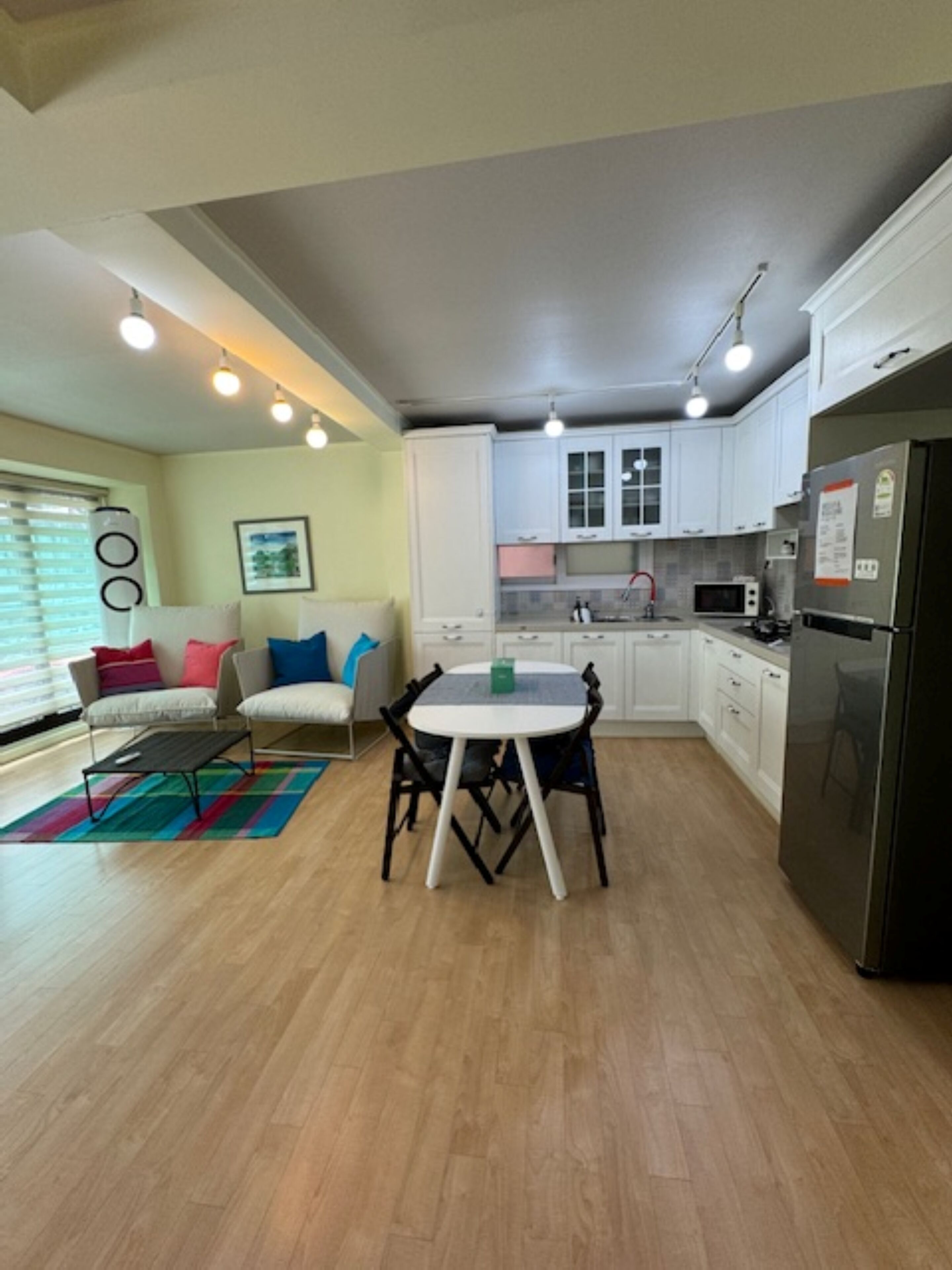 Premier House (non-Korean nationals only) | 起居区