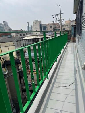 Exclusive Studio Suite (non-Korean nationals only) | Odadan manzara
