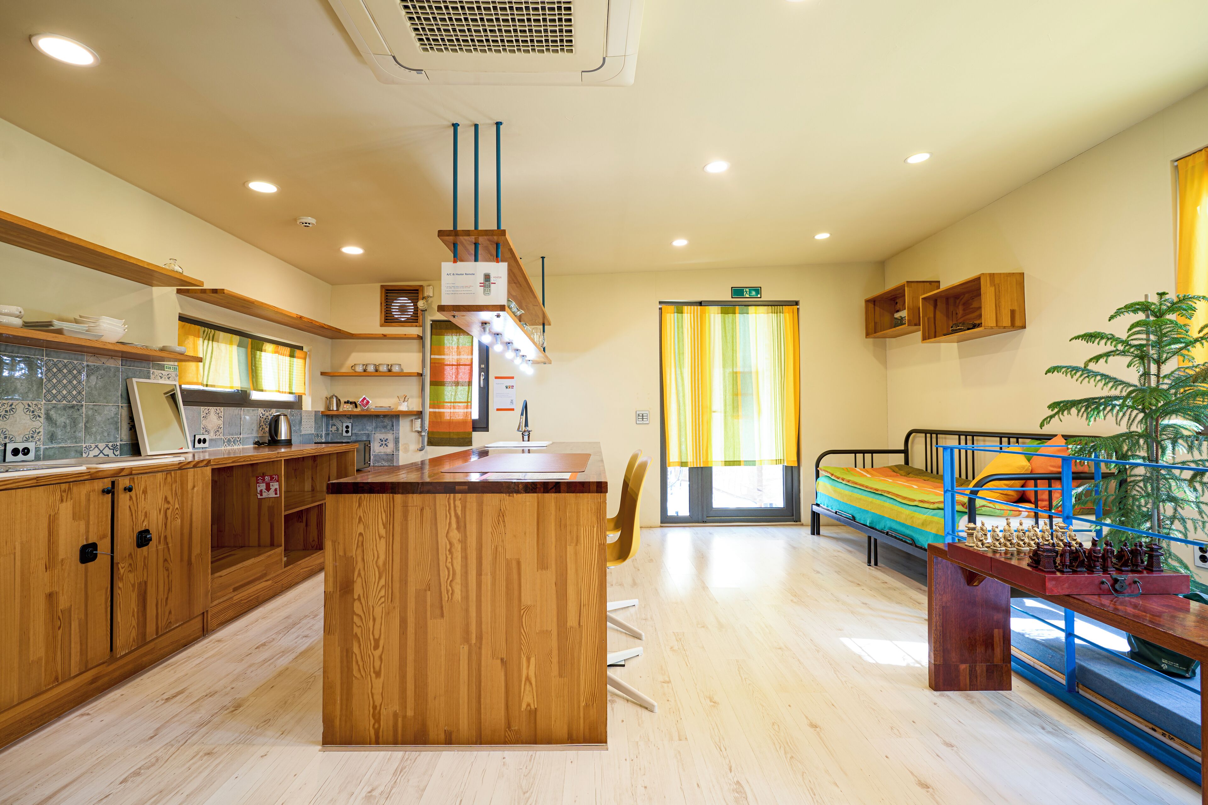 Exclusive Studio Suite (non-Korean nationals only) | Área de sala de estar