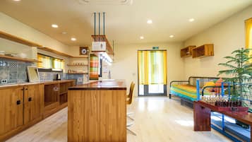 Exclusive Studio Suite (non-Korean nationals only) | Living area