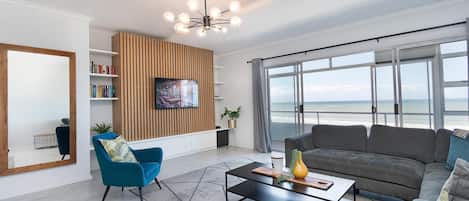 Apartment (3 Bedrooms) | Front of property