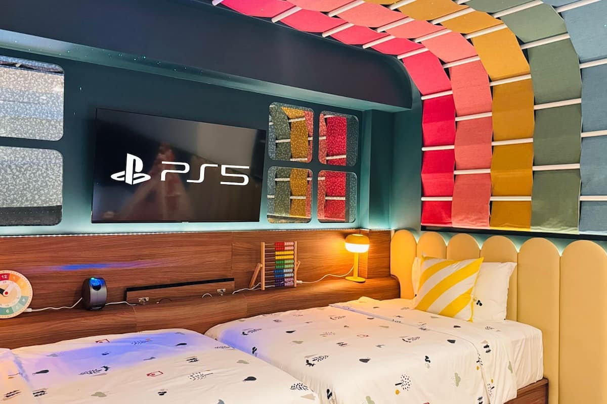 1 chambre, coffres-forts dans les chambres, bureau, draps fournis