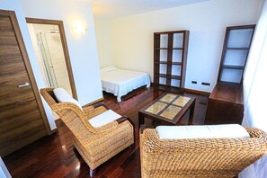 4 bedrooms, iron/ironing board, bed sheets - SOL Cambrils Park 18 (Cambrils)