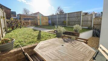 รับประทานอาหารกลางแจ้ง