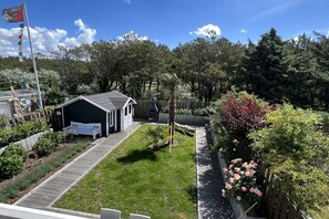 Property grounds - Beach house "Blanker Hans" (Sylt)