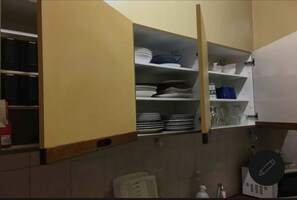 Dormitorio compartido, 1 habitación, fumadores | Interior