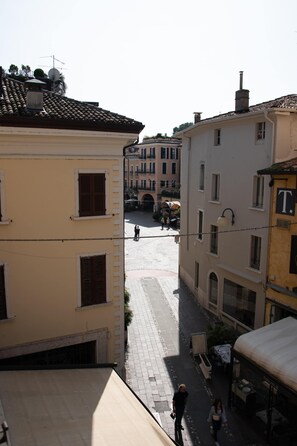 Økonomileilighet, flere senger, 2 bad, utsikt mot innsjø | Utsikt fra rommet