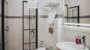Standardzimmer, Nichtraucher, Stadtblick | Badezimmer