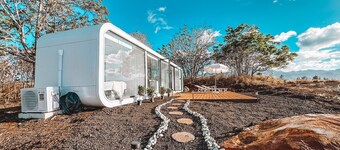 Modern Fully Off Grid Tiny Home in Haleiwa!!