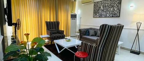 Smart TV, video games