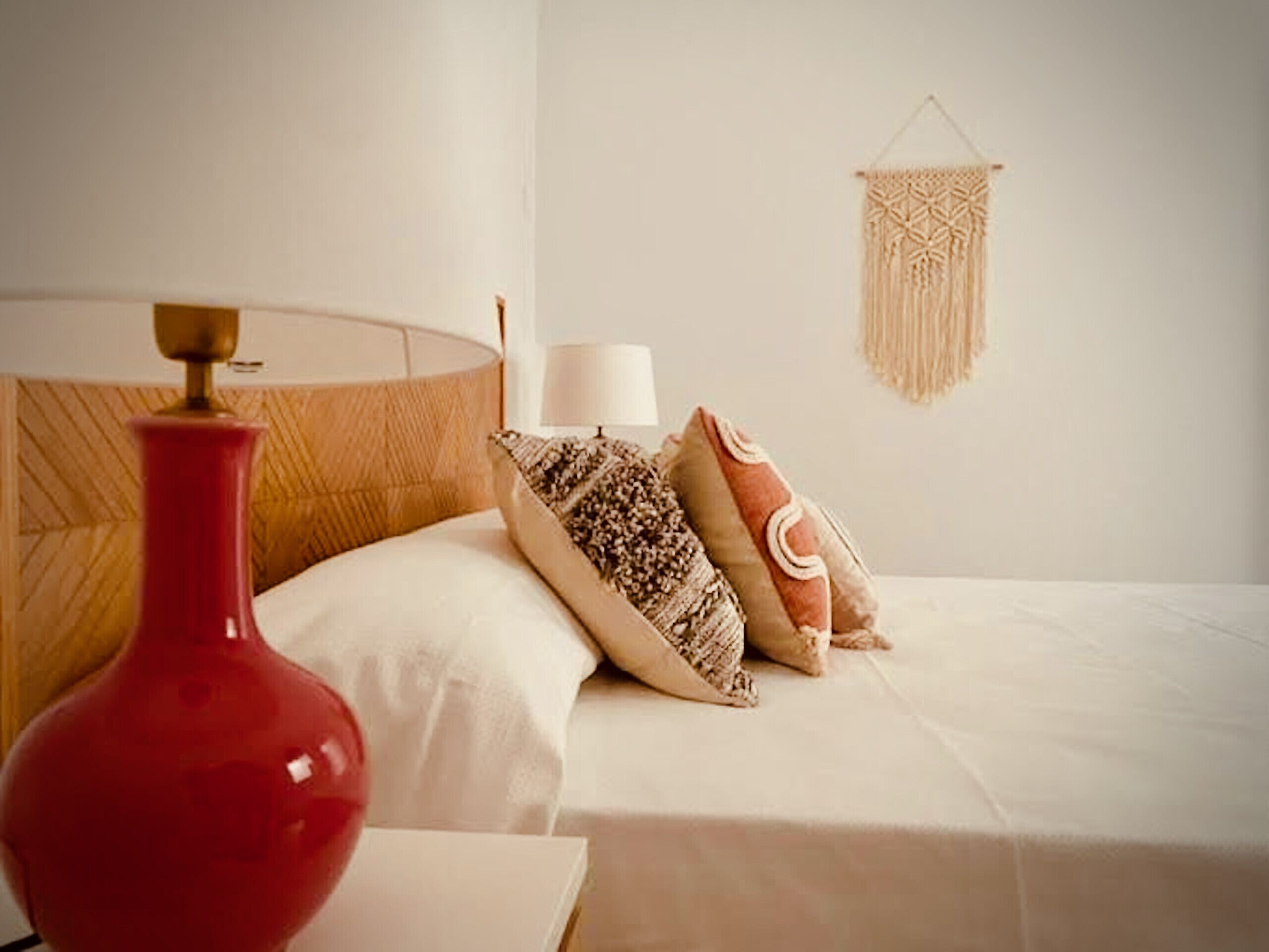 2 habitaciones, tabla de planchar con plancha y wifi 