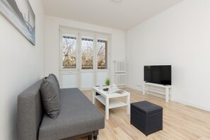 Studio, balkong | Oppholdsrom