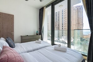 Apartamento Business, 2 habitaciones | 2 dormitorios, caja fuerte, tabla de planchar con plancha y wifi gratis