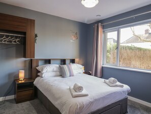 5 Schlafzimmer, individuell dekoriert, individuell eingerichtet