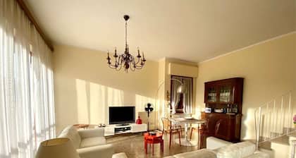 Villa with garden a few steps from the sea and the Versiliana park