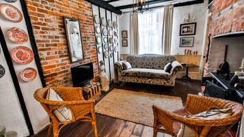 Apartment | Living area