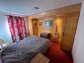 3 bedrooms, WiFi - Chalet/appartement rez de Chaussée - Méribel Village - 100m2 - 3 Chambres (Les Allues)